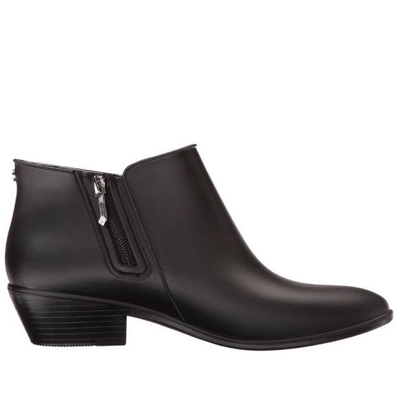 Sam Edelman Shoes - NEW Sam Edelman Matte Black Ankle Petty Rain Boots
